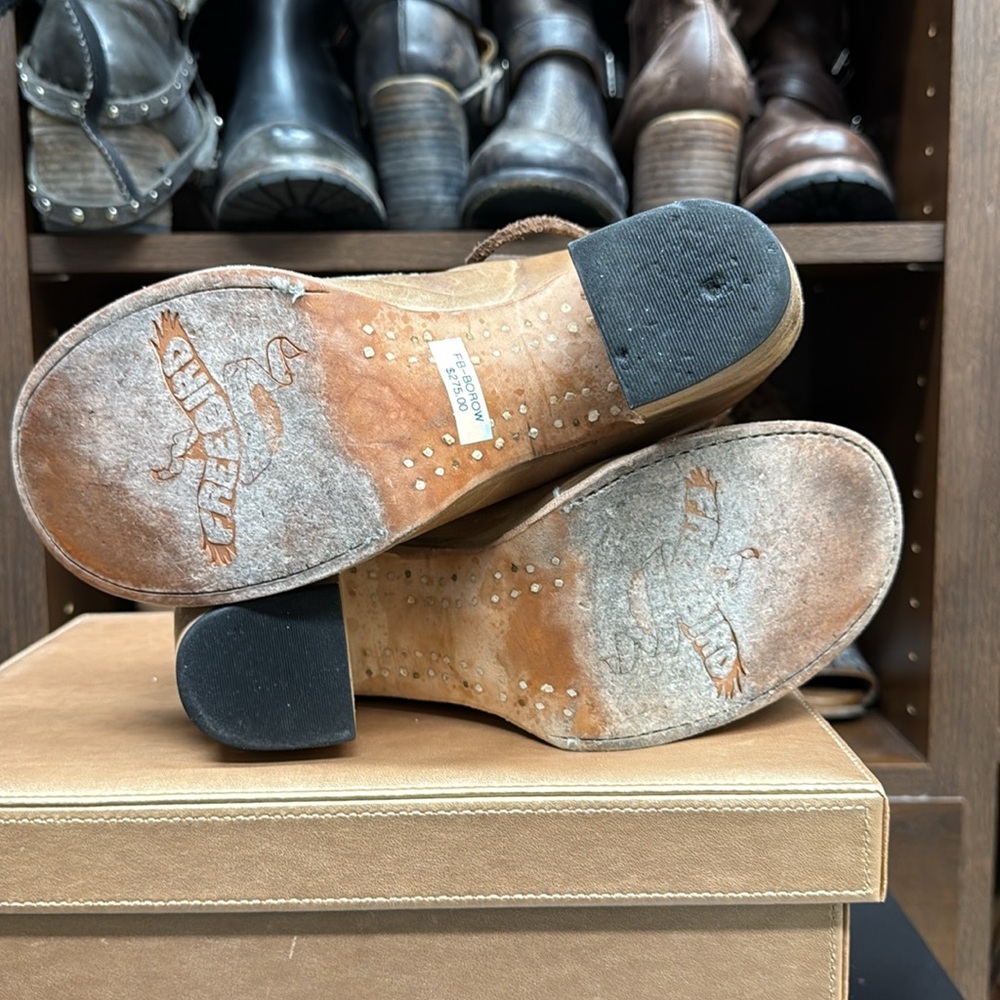 Freebird Borow Leather Ankle Boots - Picture 3 of 6